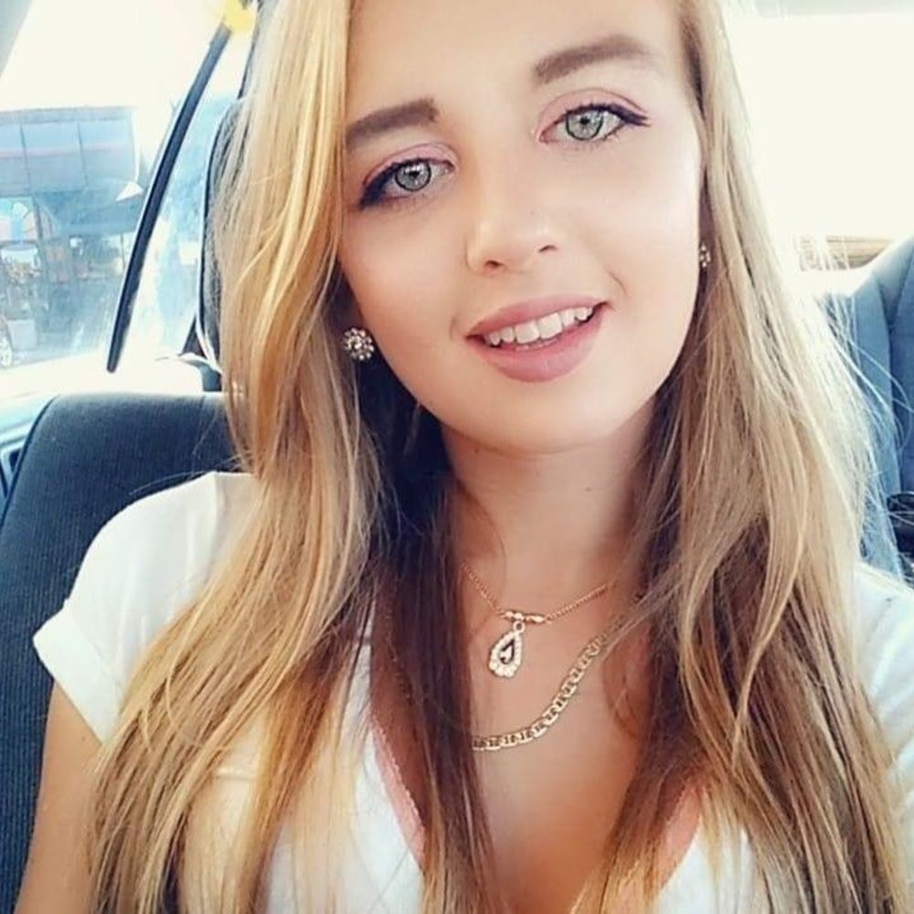 Meet your Posher, Kaci